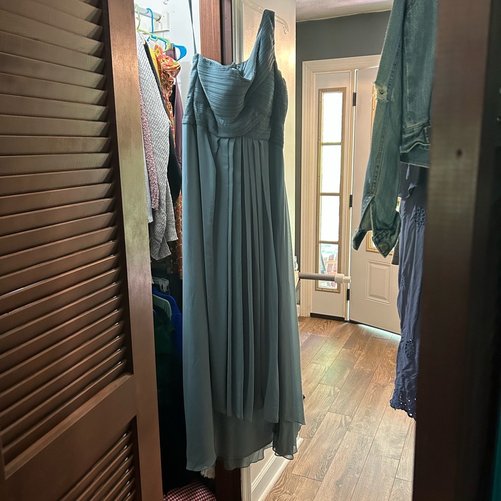 Morilee Madeline Gardner Bridesmaid dress size 14